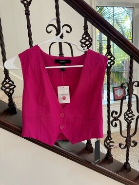 Forever 21 Hot Pink Sleeveless V-Neck Button Front Vest
